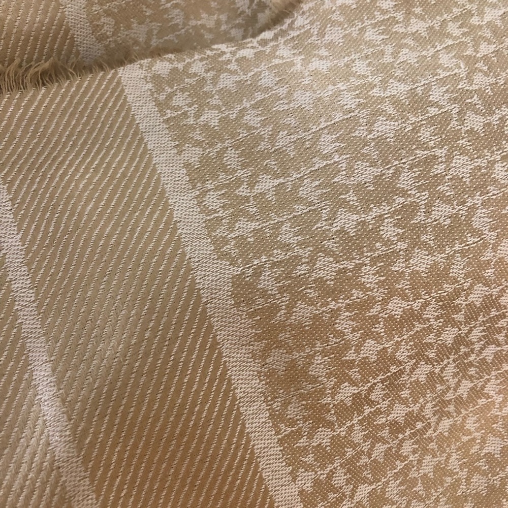 Michael kors scarf